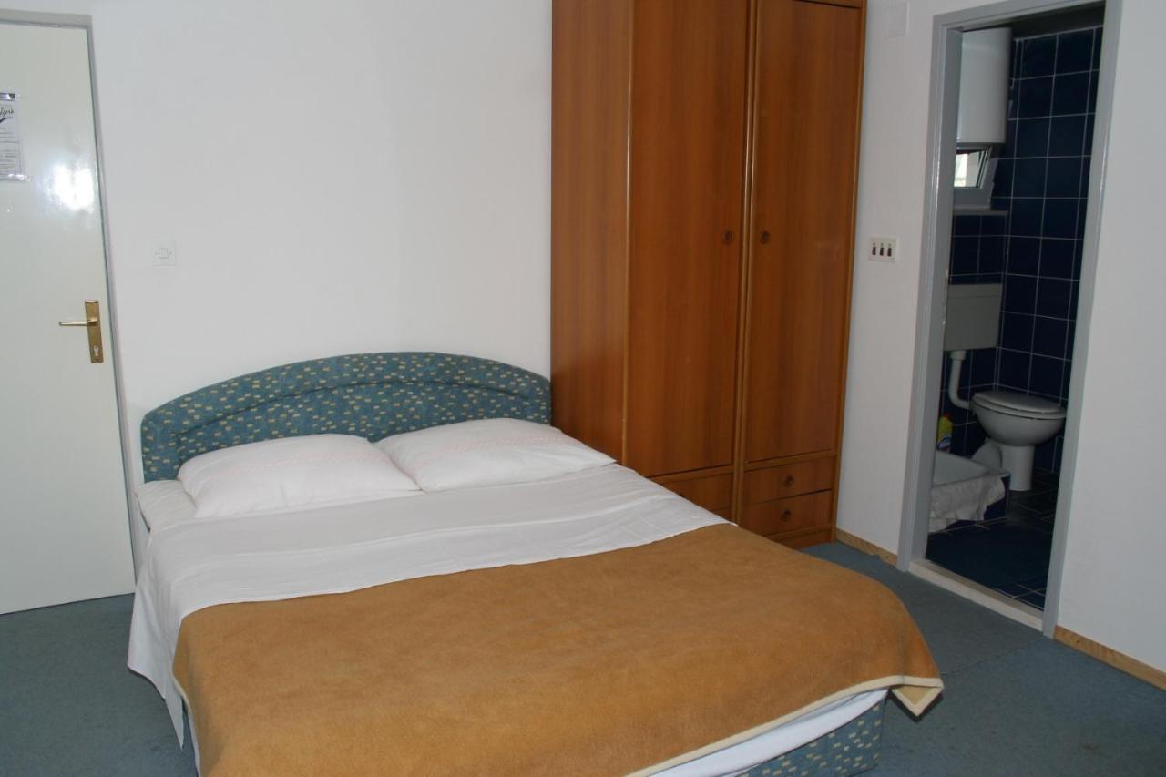 Apartments By The Sea Podgora, Makarska - 518 Exteriör bild